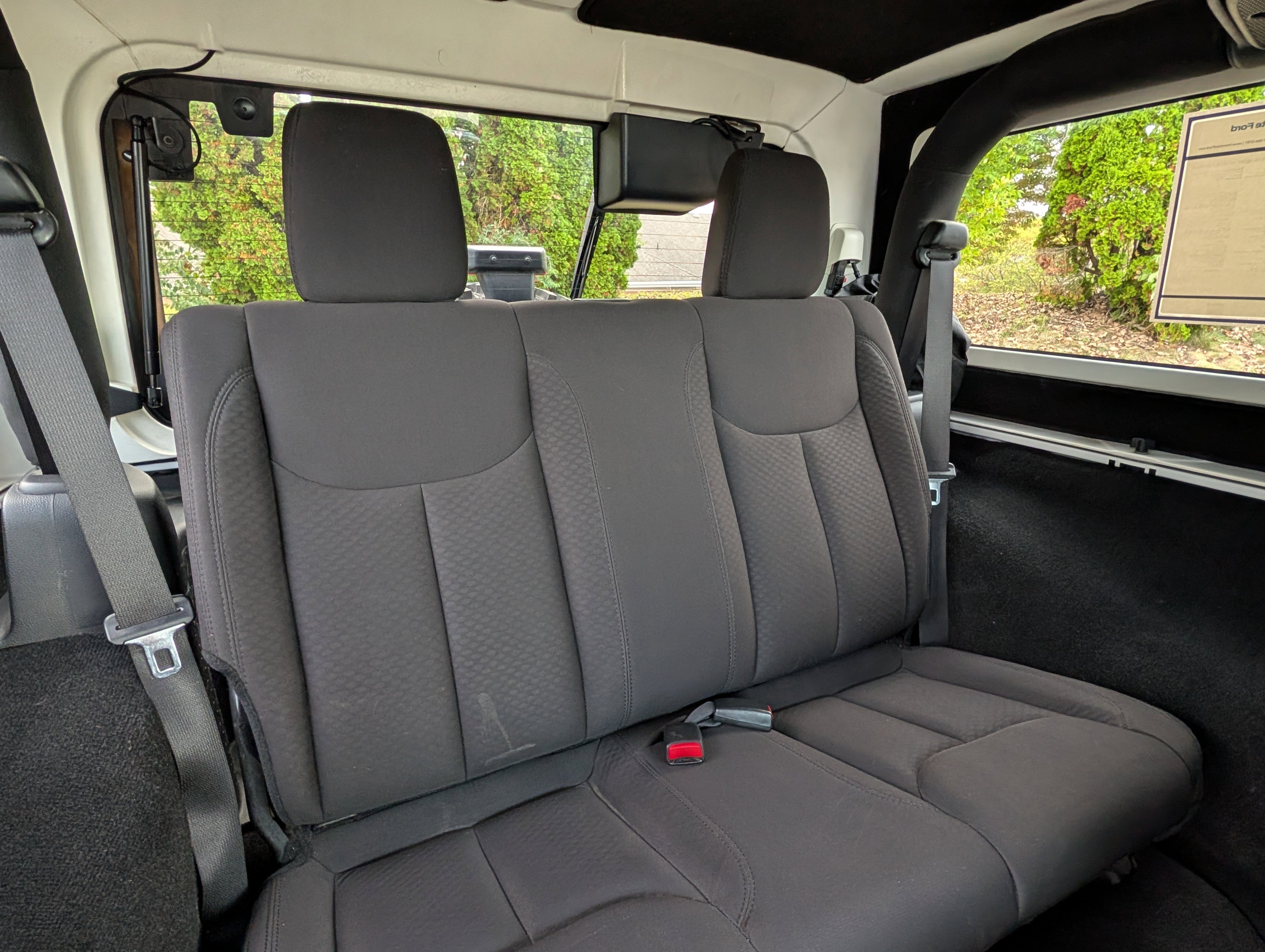 Used 2015 Jeep Wrangler Sport image 22