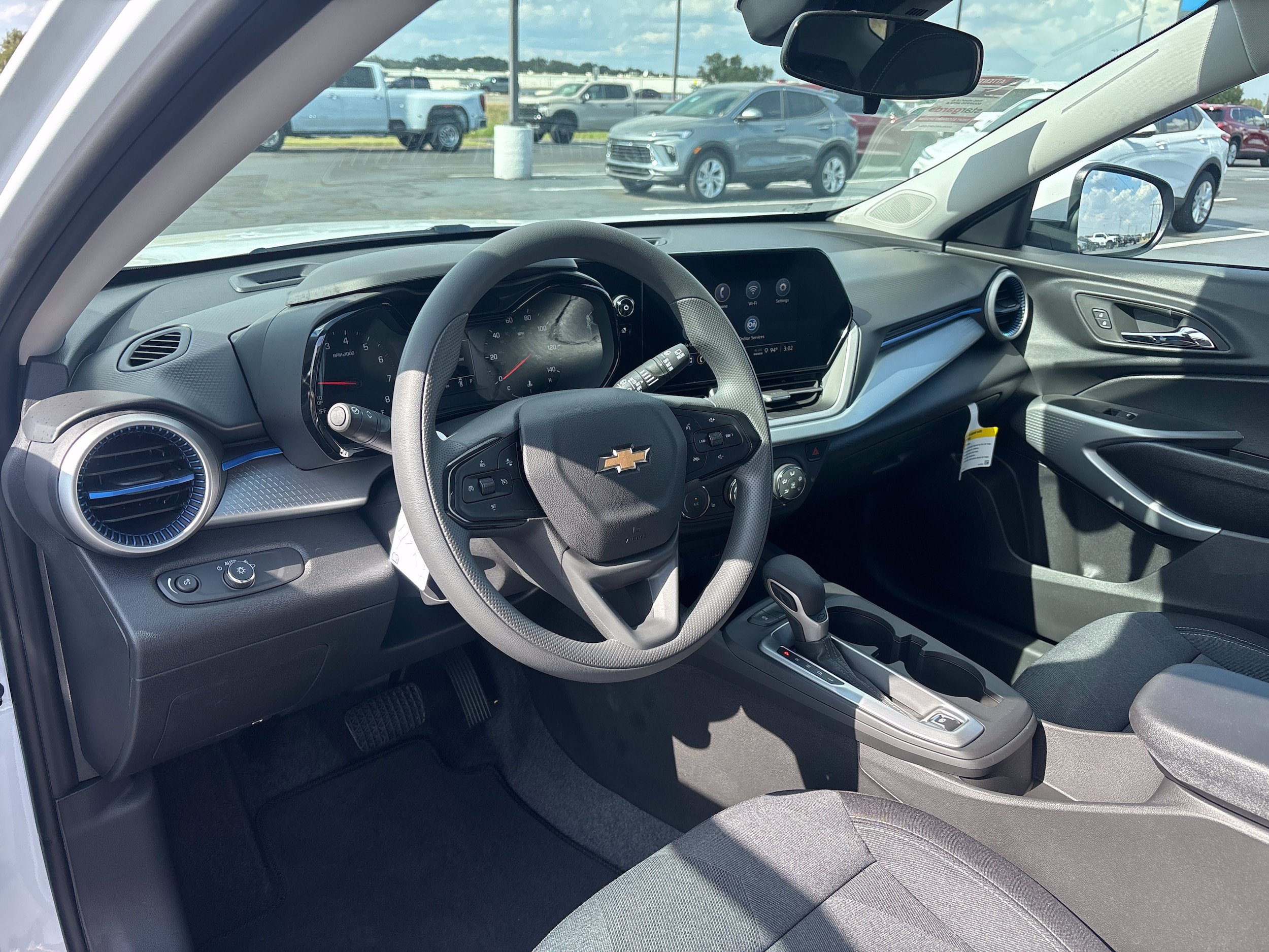 New 2026 Chevrolet Trax LS w/ LS Convenience Package FWD image 10