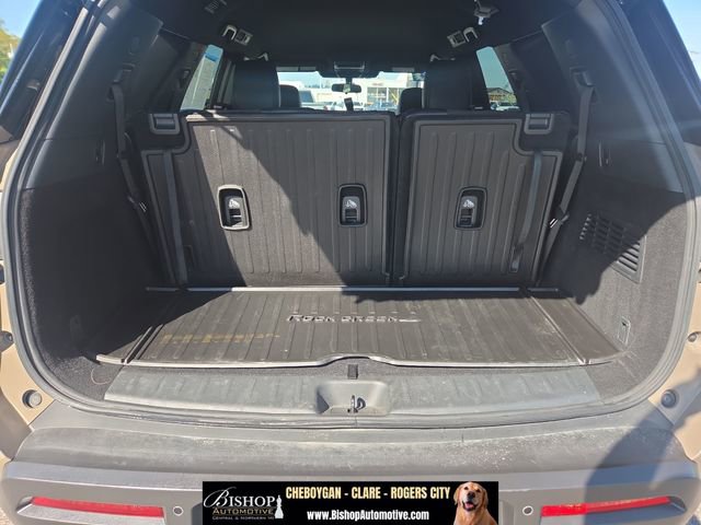 Used 2024 Nissan Pathfinder Rock Creek AWD/4WD image 37