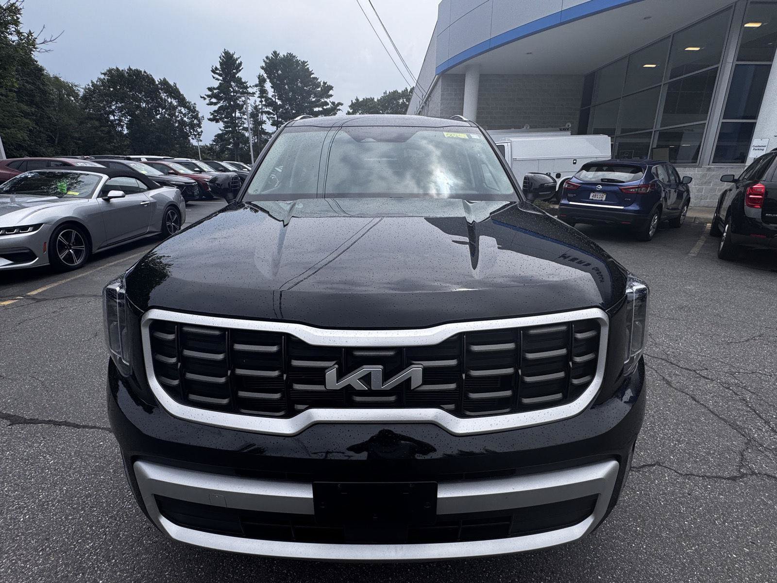 Used 2023 Kia Telluride S AWD/4WD image 2