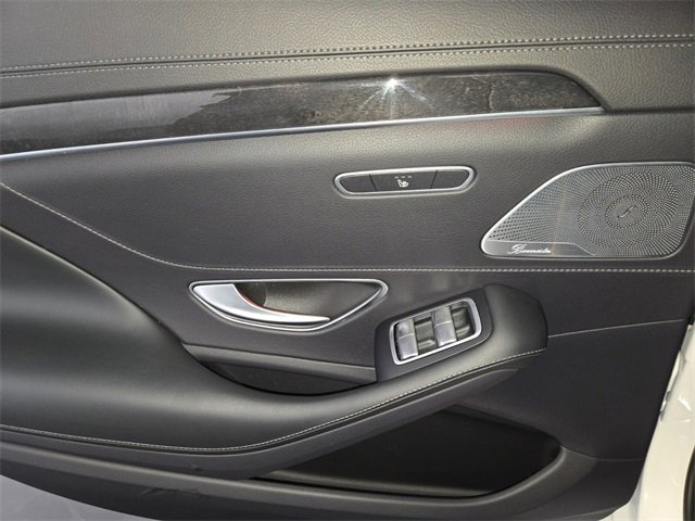 Used 2020 Mercedes-Benz S 560 Sedan image 20