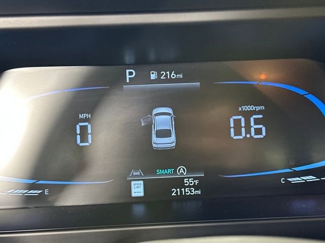 Used 2025 Hyundai Elantra SE w/ Cargo Package FWD image 18
