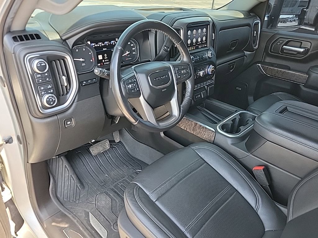 Used 2021 GMC Sierra 2500 Denali w/ Denali Ultimate Package image 9