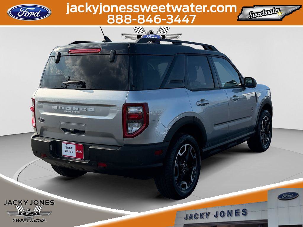 Certified 2023 Ford Bronco Sport Outer Banks w/ Tech Package AWD/4WD image 5