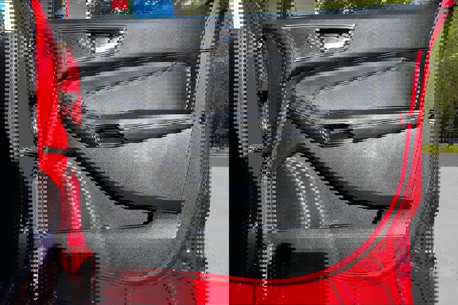 Used 2016 Ford Edge Titanium w/ Equipment Group 302A image 31