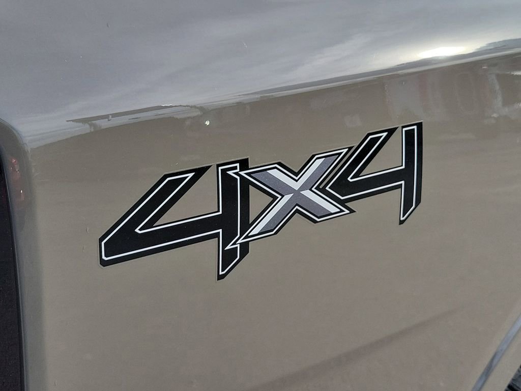 New 2025 Ford Ranger XLT w/ Black Appearance Package AWD/4WD image 9