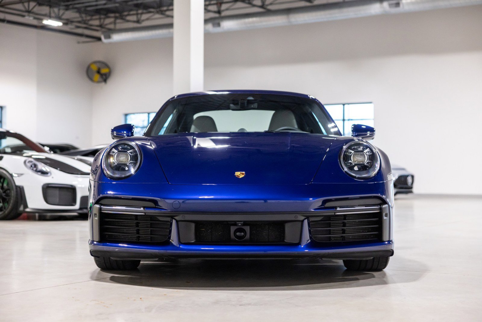 Used 2021 Porsche 911 Turbo S image 2
