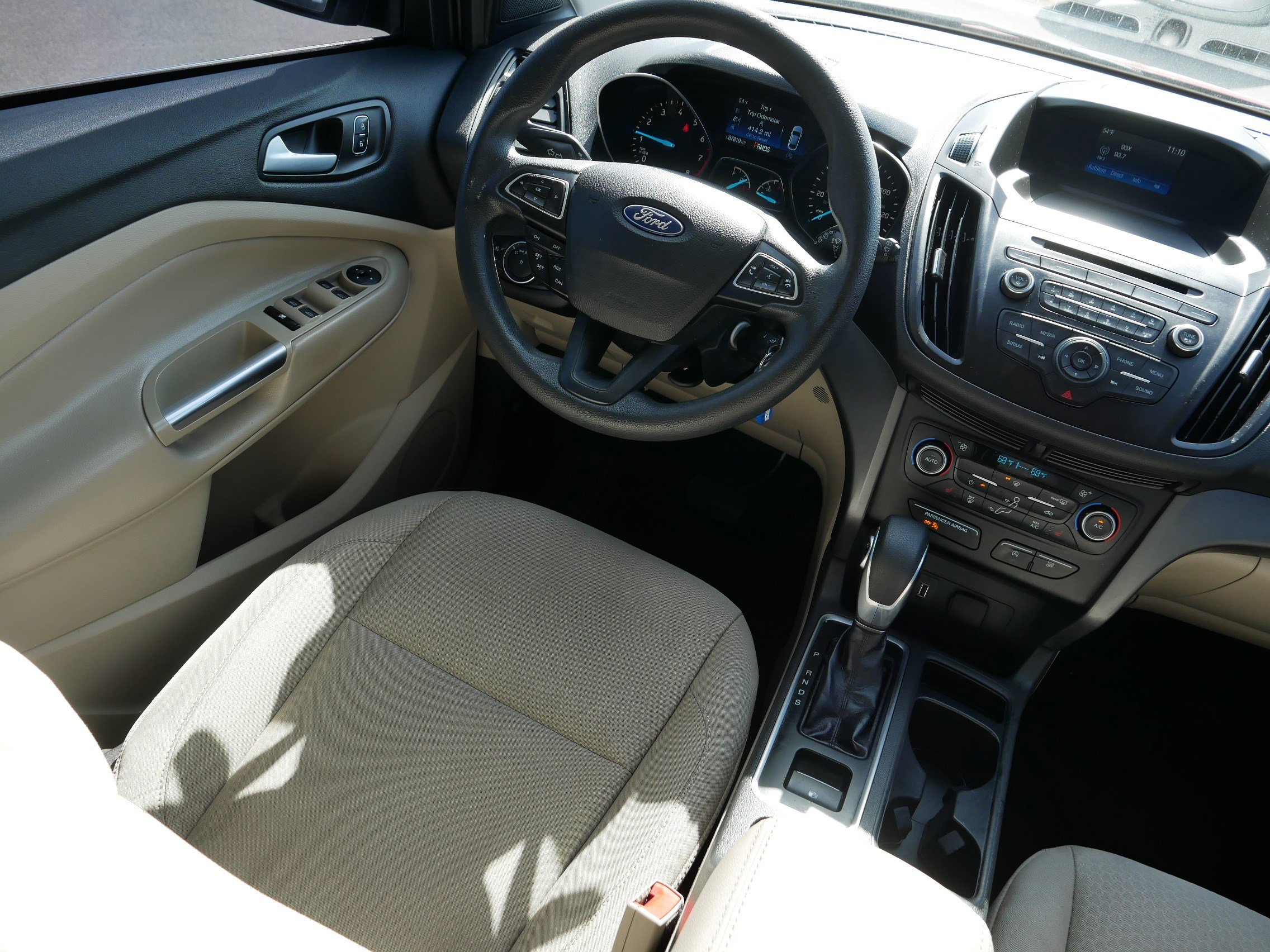 Used 2018 Ford Escape SE image 9