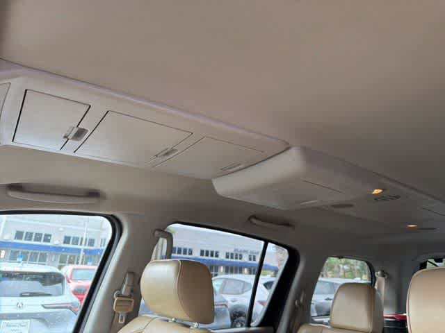 Used 2015 Nissan Armada Platinum w/ 2nd Row Captain Seat Package RWD image 19