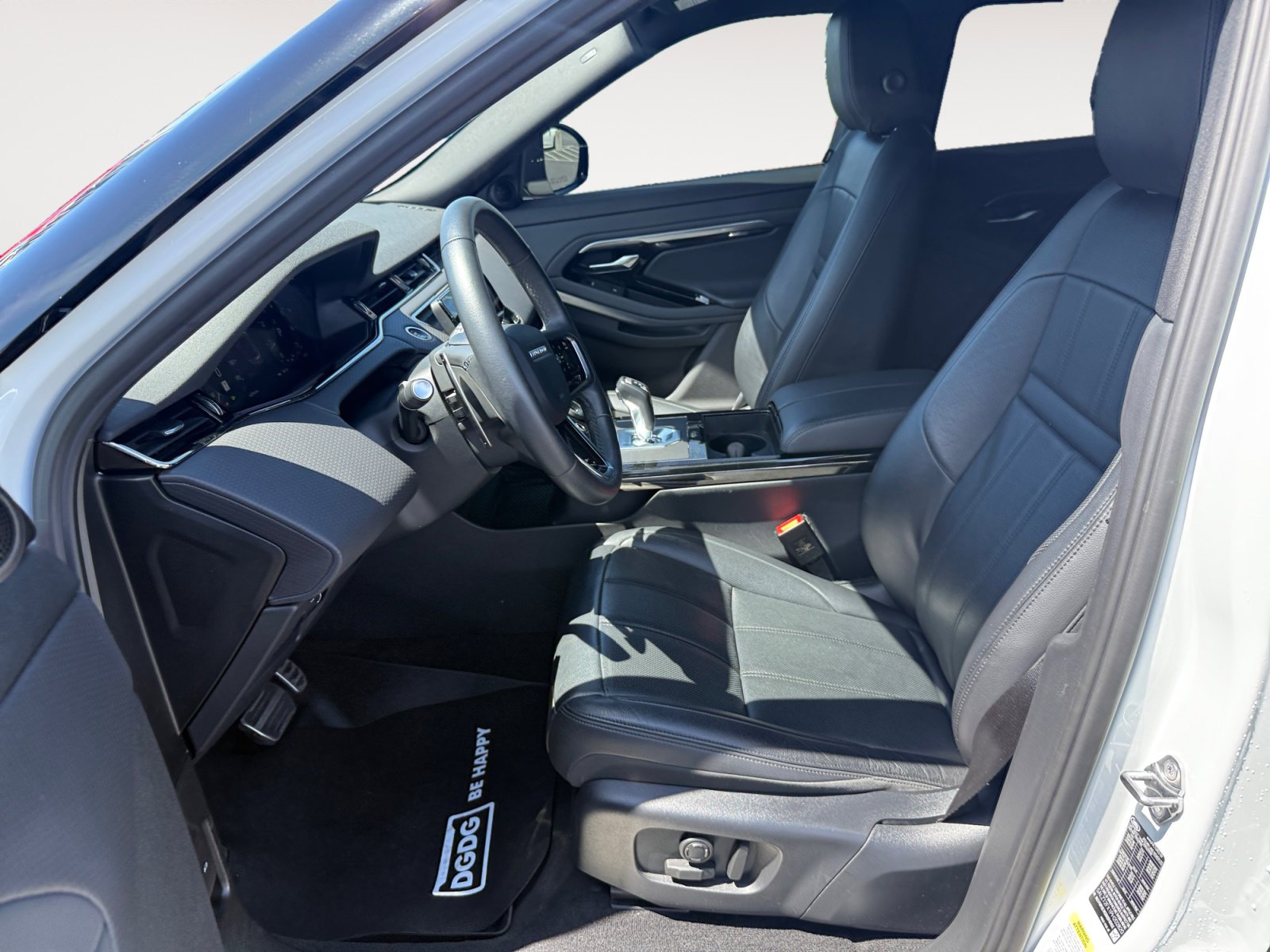 Used 2023 Land Rover Range Rover Evoque R-Dynamic S AWD/4WD image 10