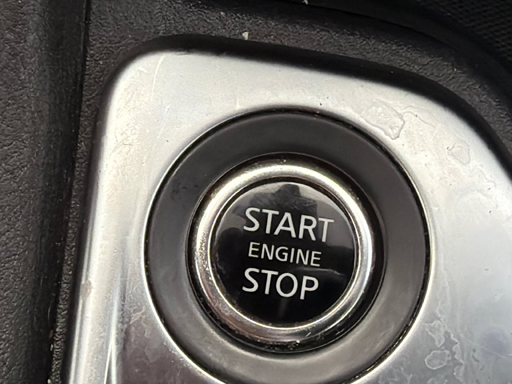 Used 2024 Nissan Sentra SV FWD image 30