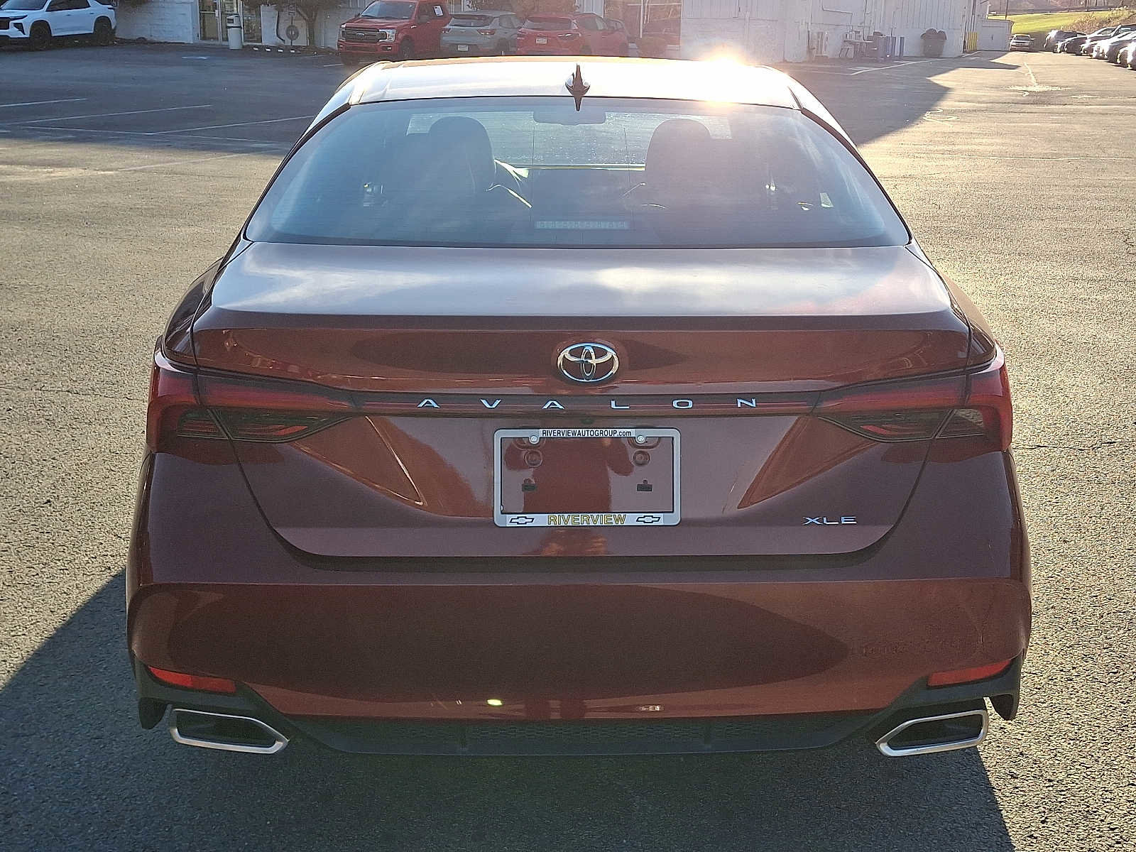 Used 2021 Toyota Avalon XLE w/ Moonroof Package image 6