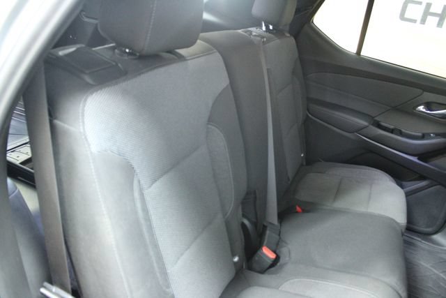 Used 2023 Chevrolet Traverse LT w/ Midnight/Sport Edition AWD/4WD image 11