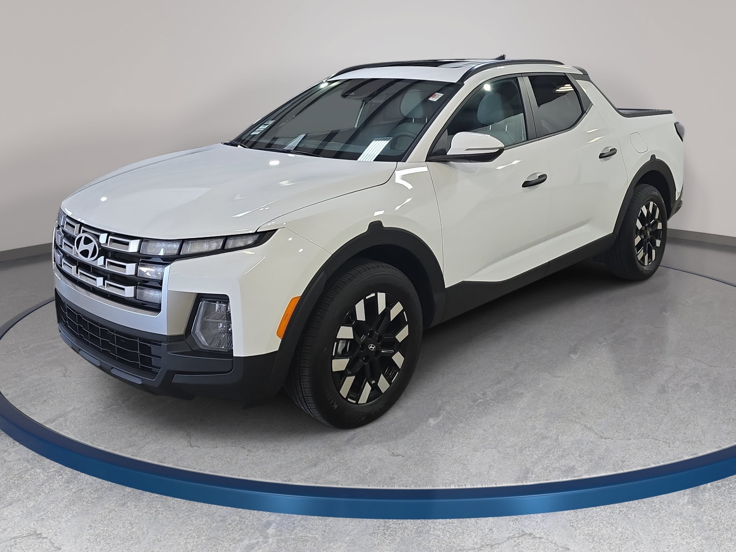 Used 2026 Hyundai Santa Cruz SEL FWD image 1