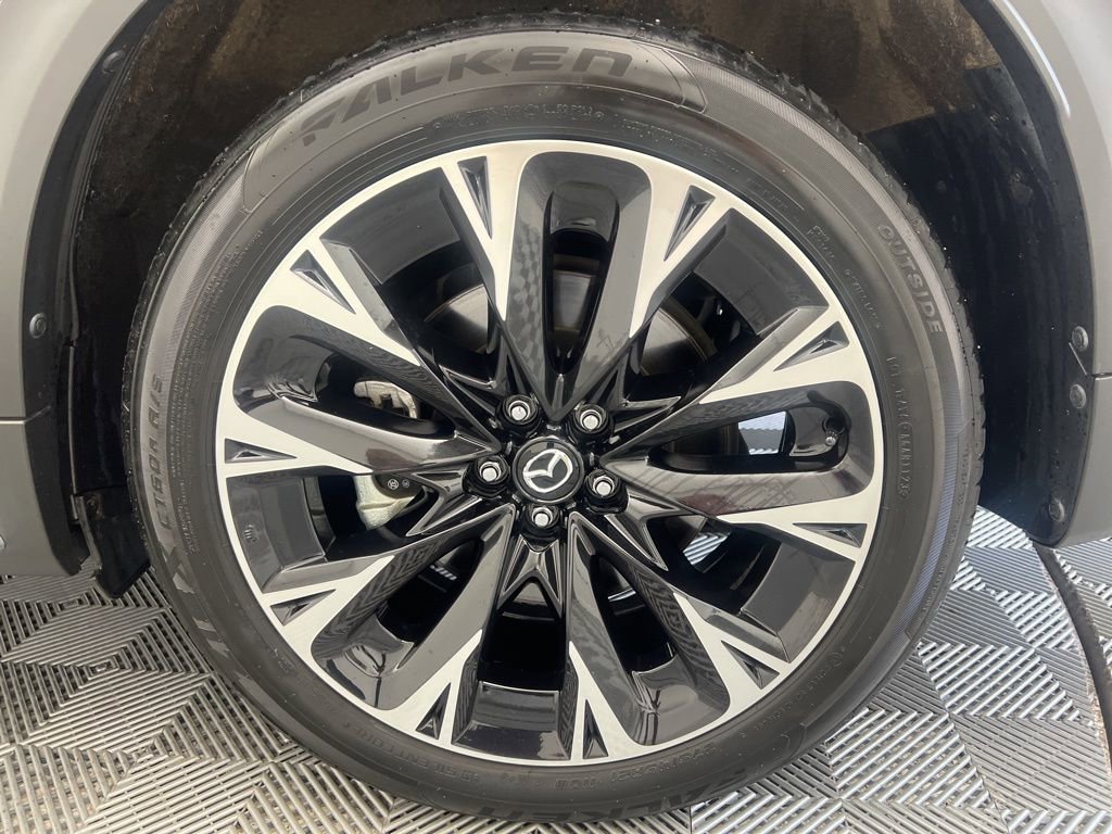 Used 2024 MAZDA CX-90 Plug-In Hybrid w/ Premium Plus image 35