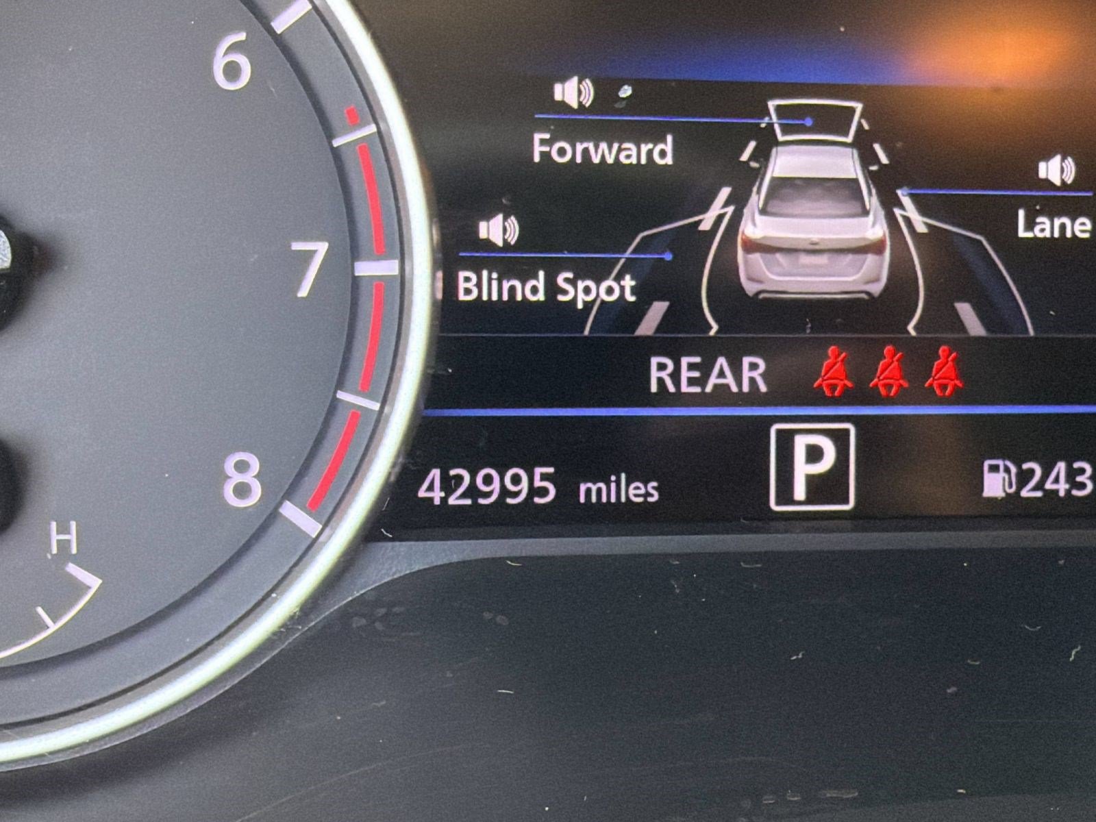Used 2022 Nissan Sentra SV FWD image 15