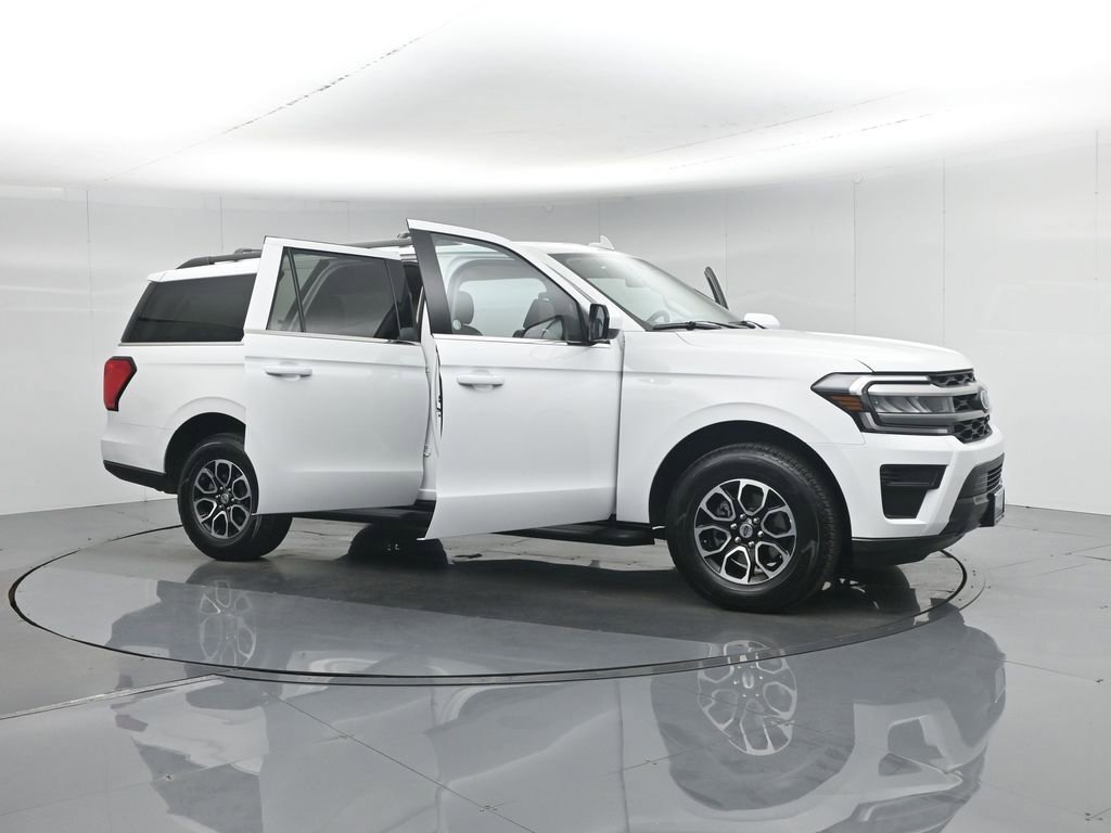 Certified 2024 Ford Expedition Max XLT image 37
