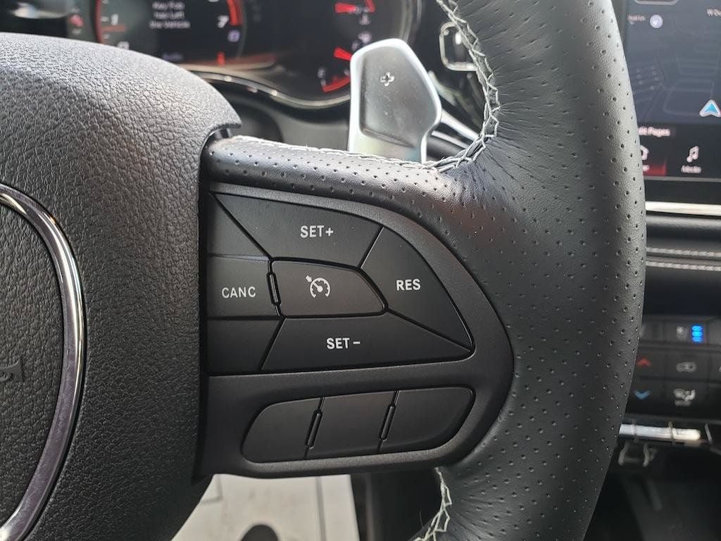 Used 2023 Dodge Durango SRT AWD/4WD image 15