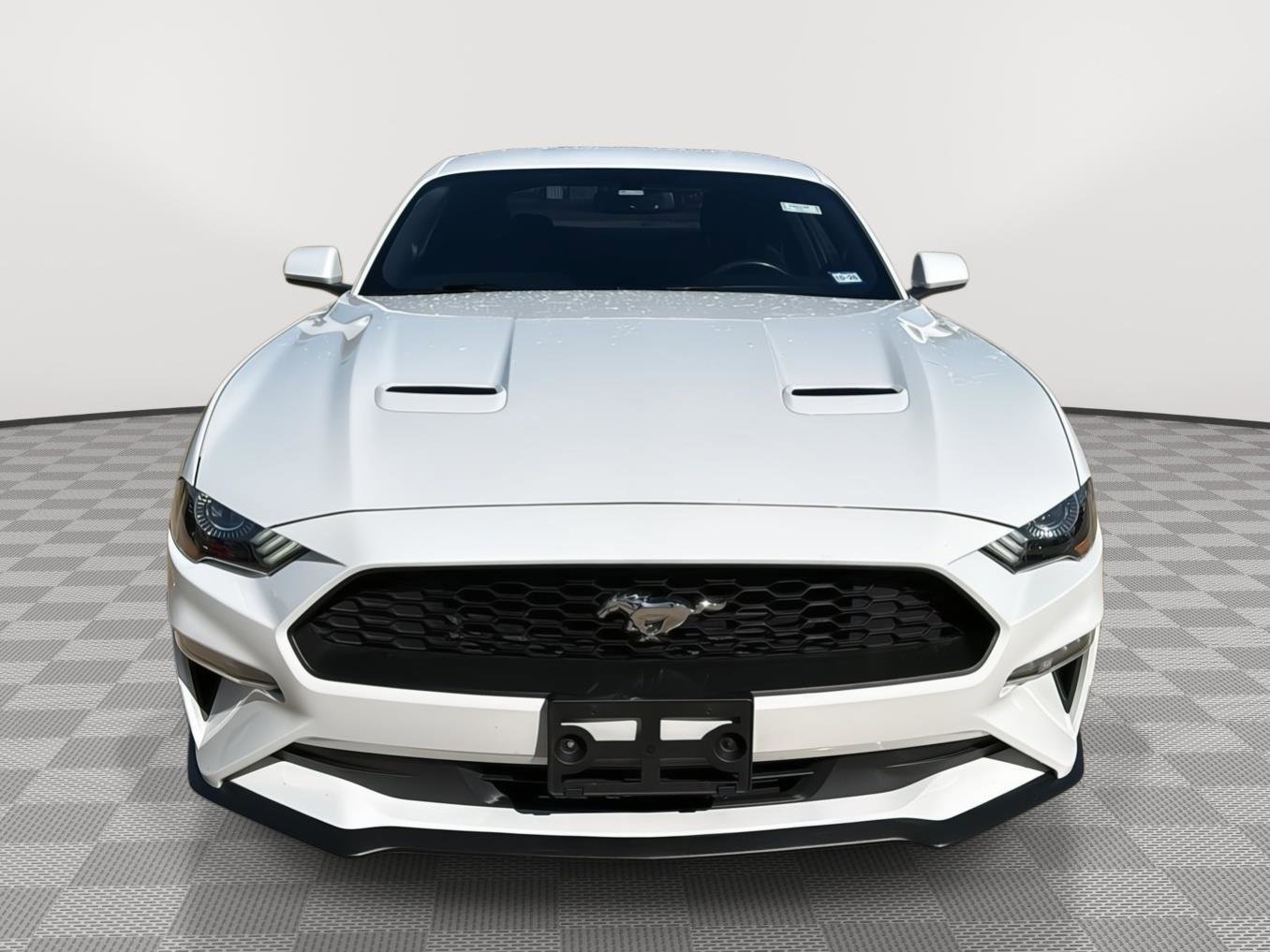 Used 2020 Ford Mustang Coupe image 8