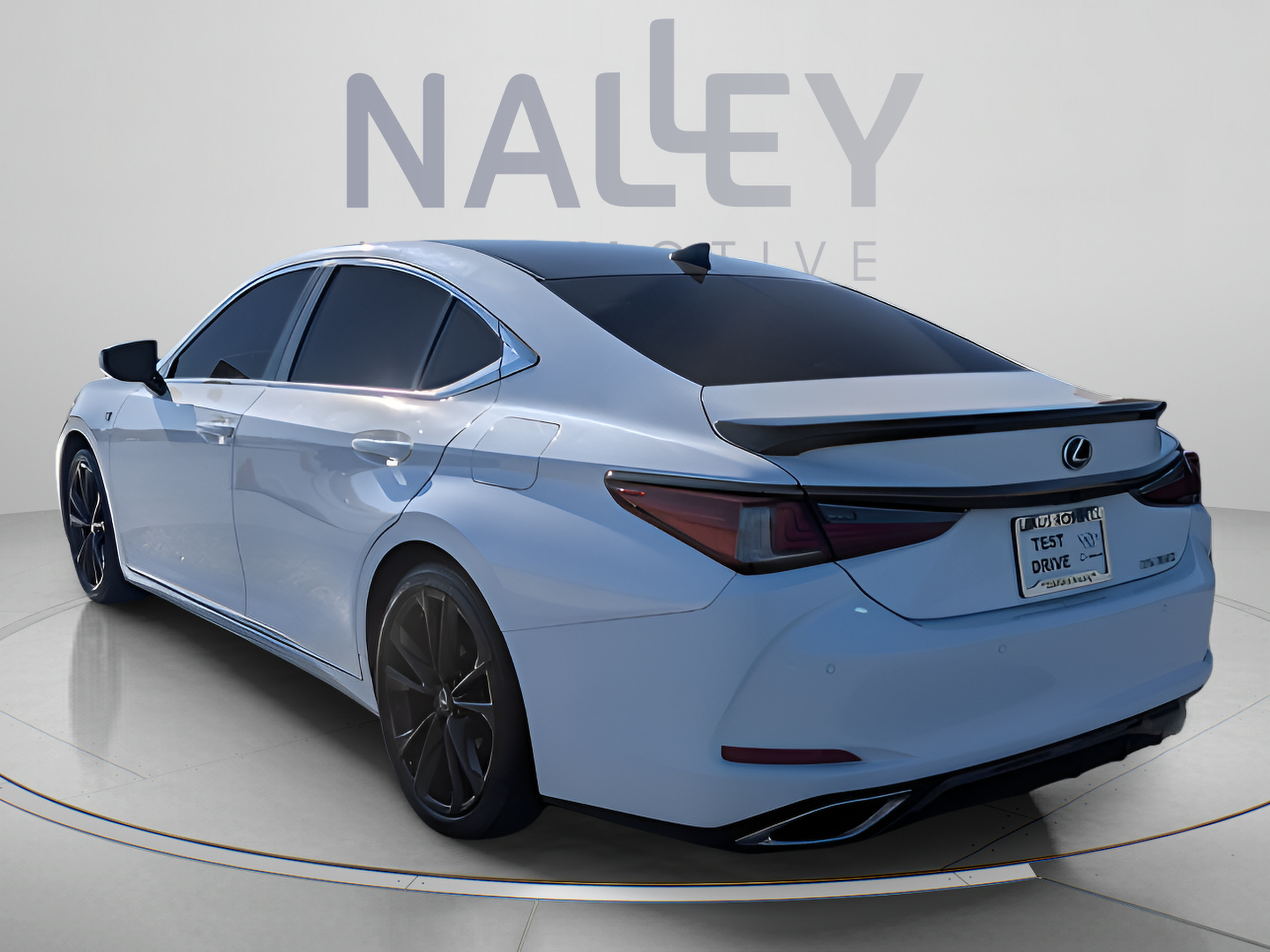 Used 2024 Lexus ES 350 F Sport w/ Accessory Package (Z2) FWD image 3