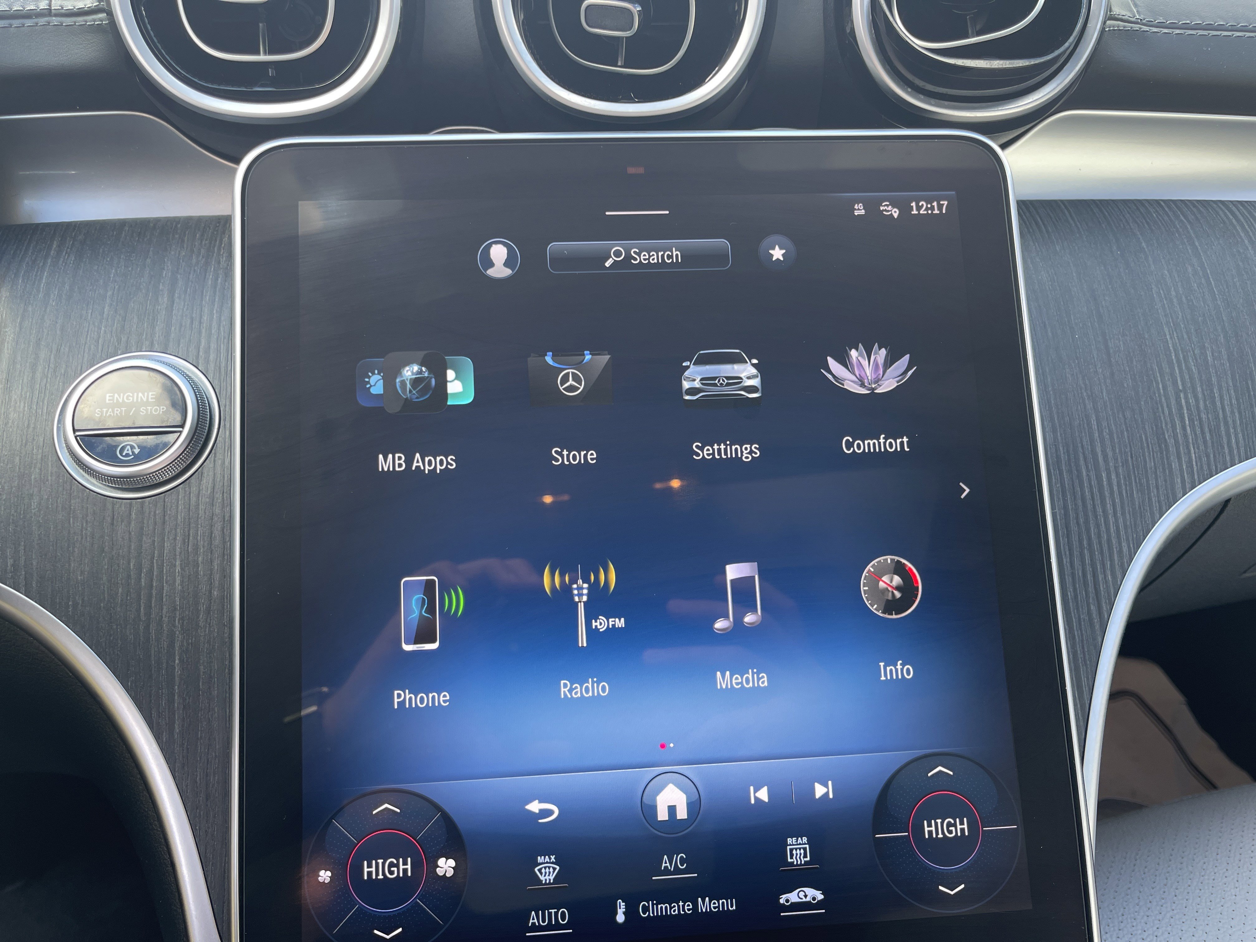 Certified 2023 Mercedes-Benz C 300 4MATIC Sedan image 29