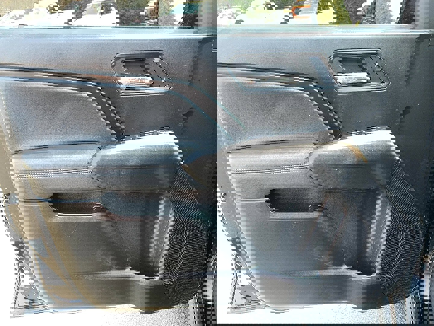 Used 2024 GMC Canyon Elevation w/ Convenience Package image 12