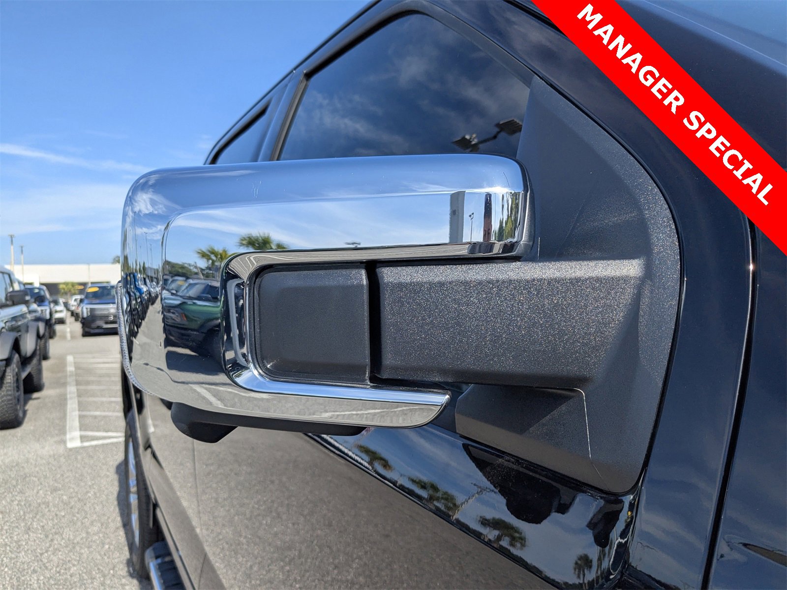 New 2025 Ford F150 XLT w/ Equipment Group 303A High image 27