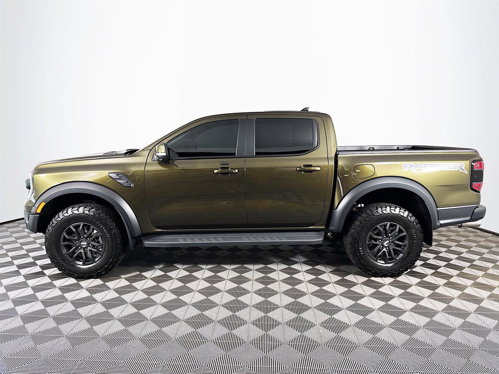 Used 2025 Ford Ranger Raptor image 9