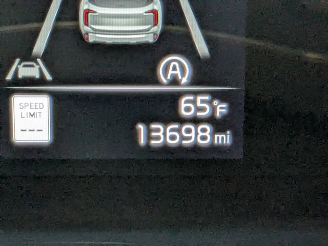 Used 2024 Kia Telluride EX image 37