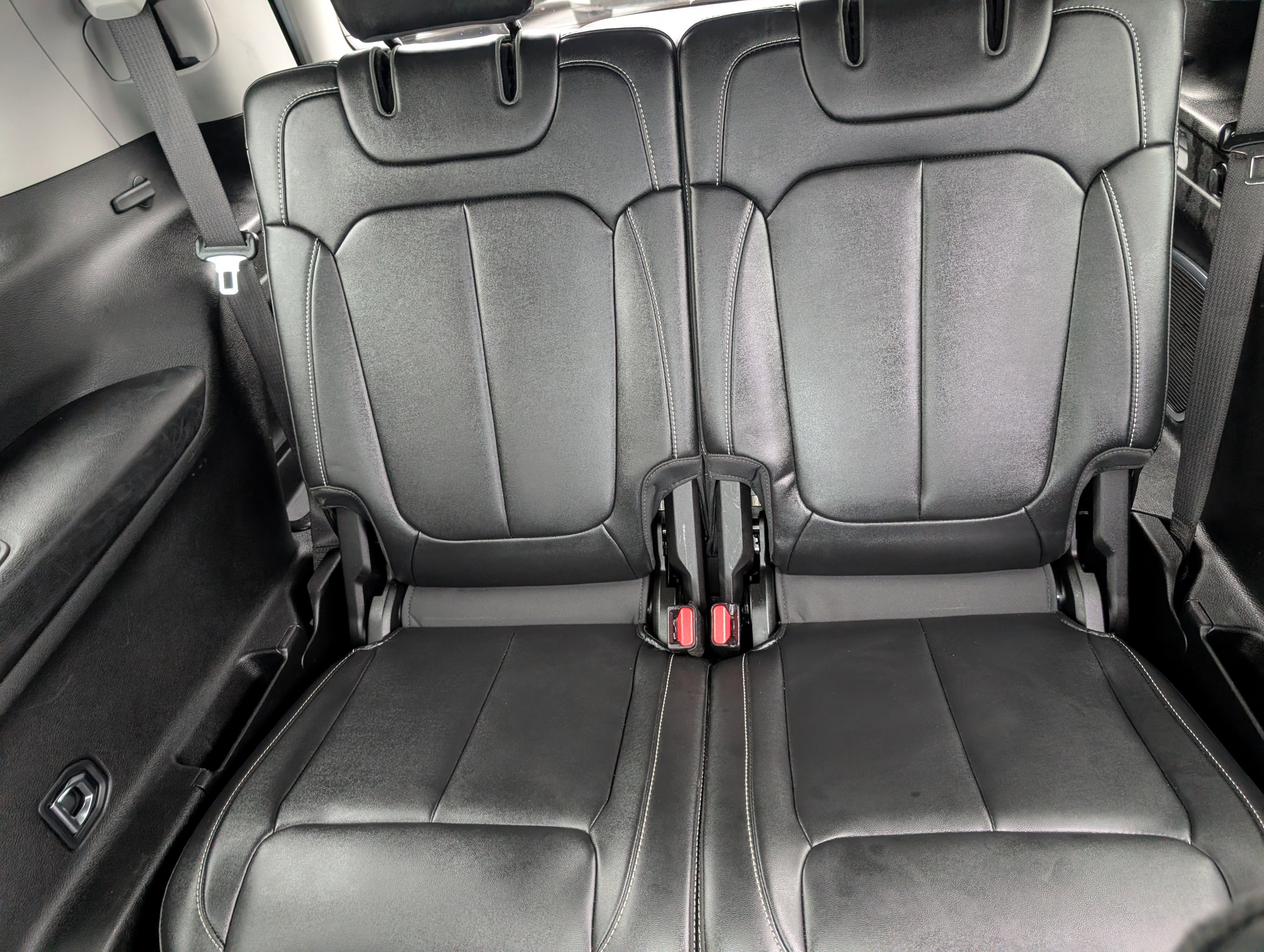 Used 2022 Jeep Grand Cherokee L Limited image 27