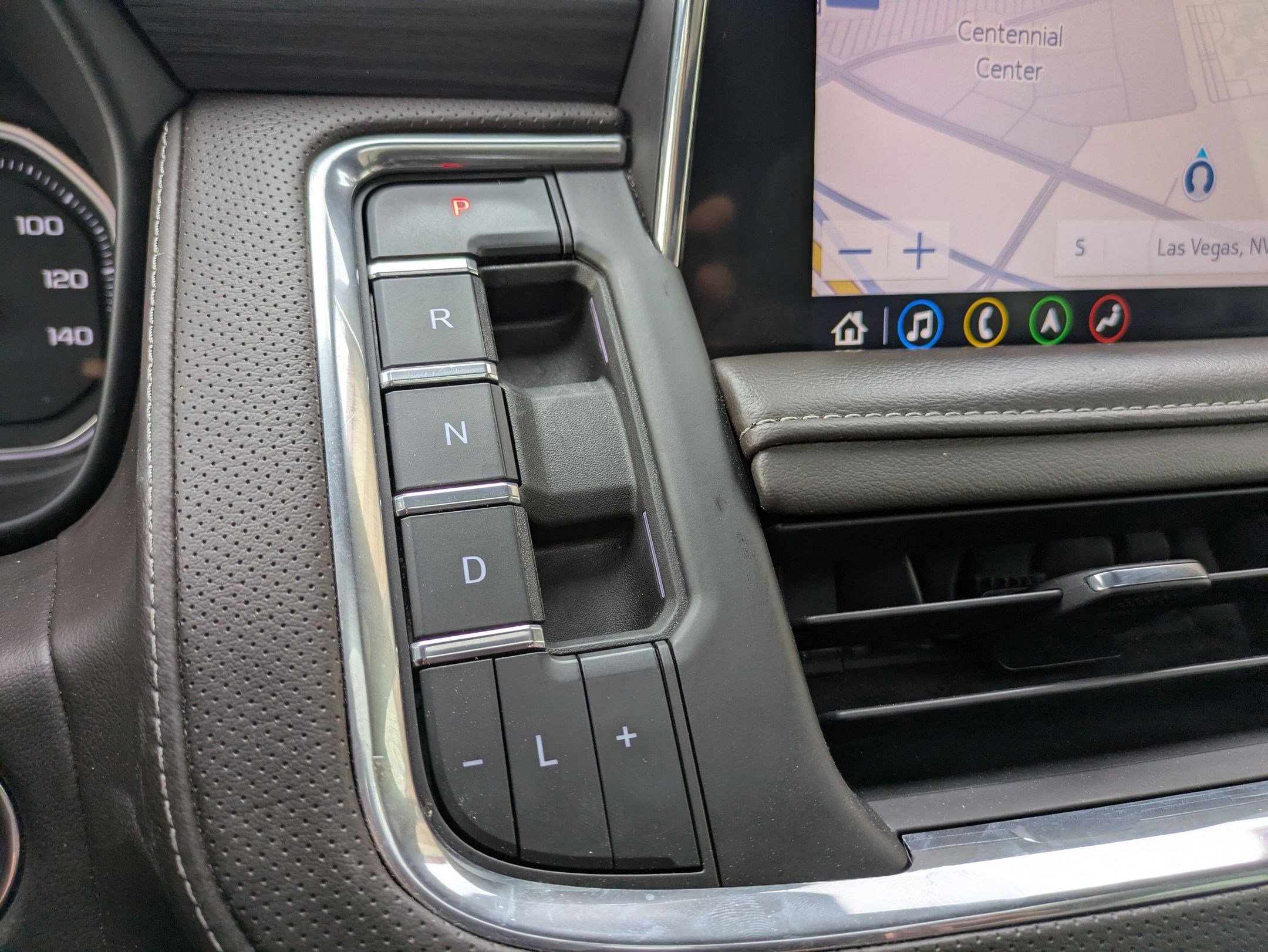 Used 2021 GMC Yukon SLT w/ SLT Luxury Plus Package AWD/4WD image 23