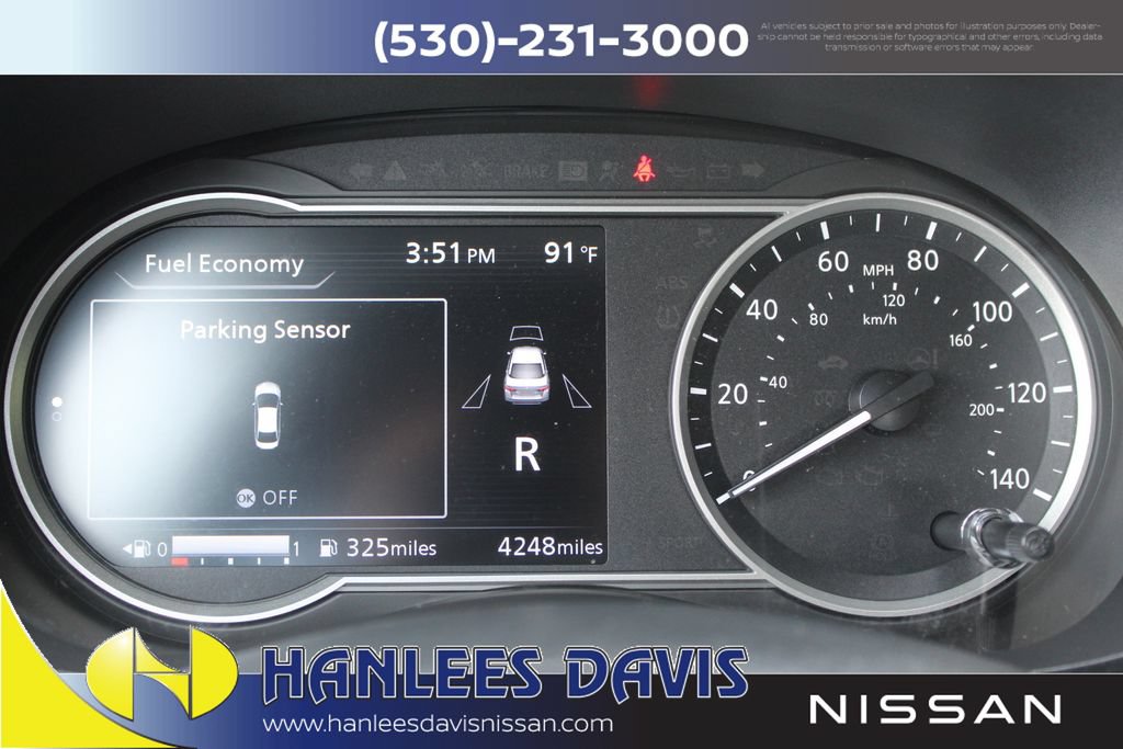Used 2025 Nissan Versa SV w/ Trunk Package FWD image 27