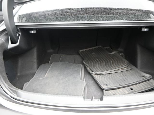 Certified 2025 Acura TLX w/ Technology Package image 18