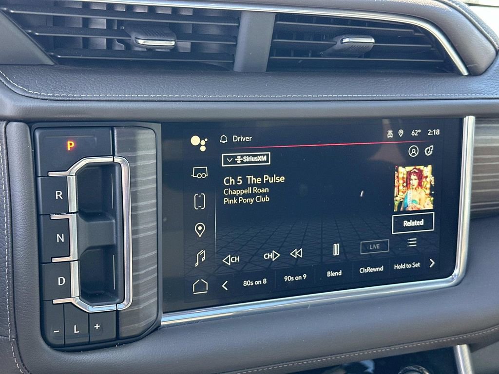 Used 2024 GMC Yukon XL Denali w/ Denali Reserve Package image 11