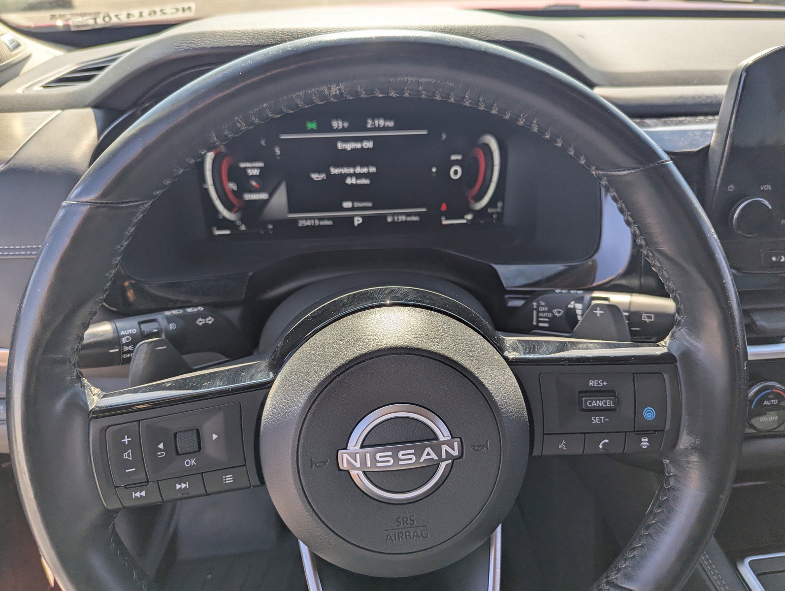 Used 2022 Nissan Pathfinder Platinum w/ Cargo Package image 14