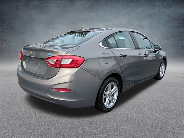 Certified 2018 Chevrolet Cruze LT image 9