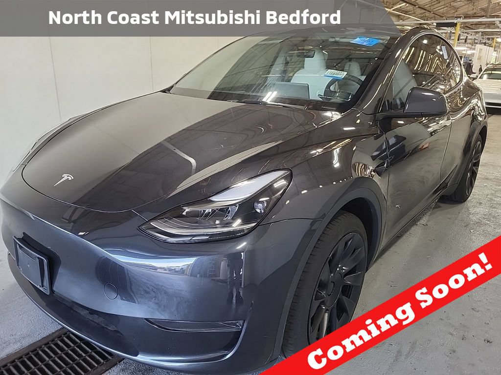 Used 2024 Tesla Model Y Long Range RWD image 1