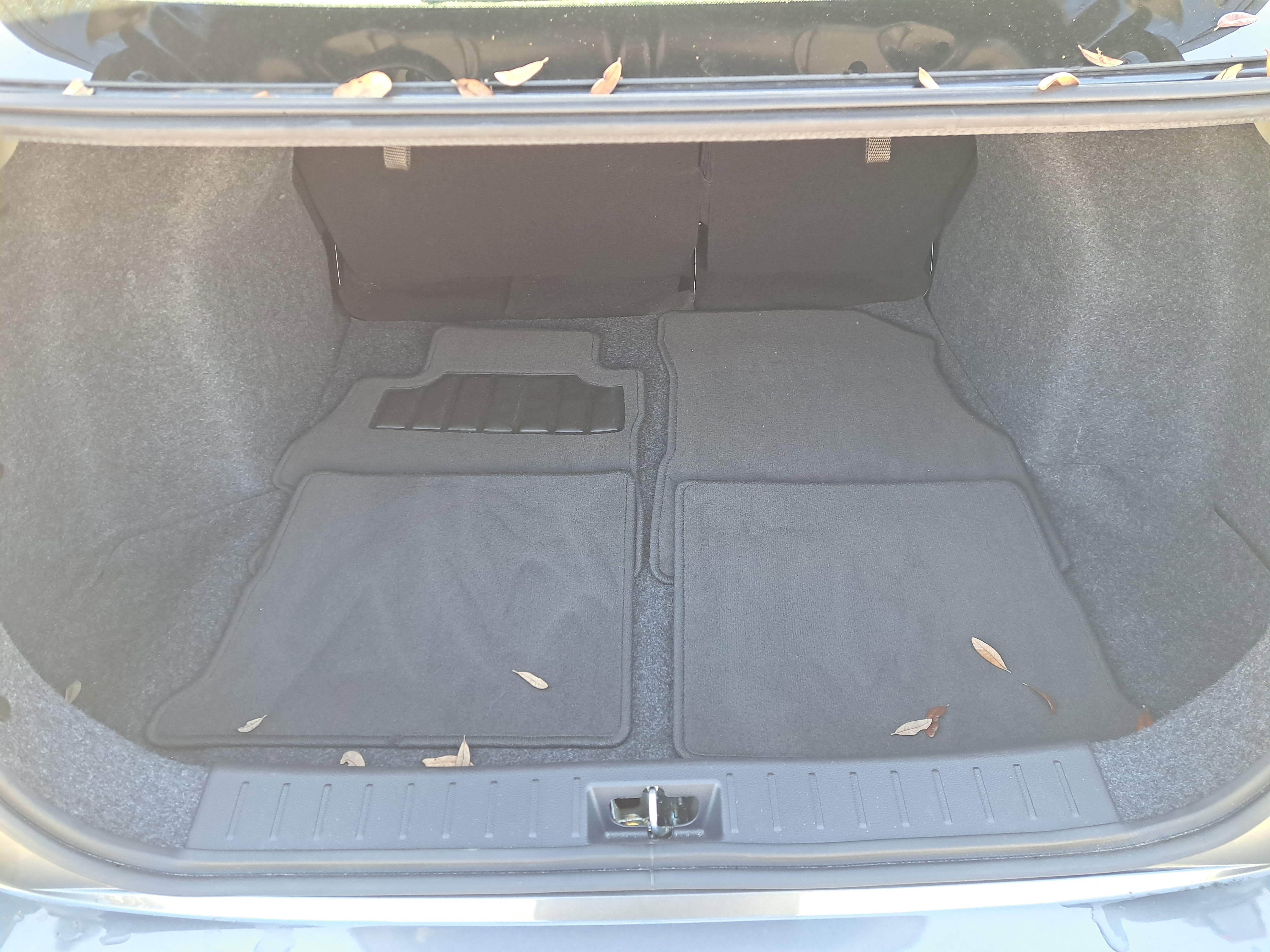 Certified 2024 Nissan Versa SV w/ Trunk Package image 12