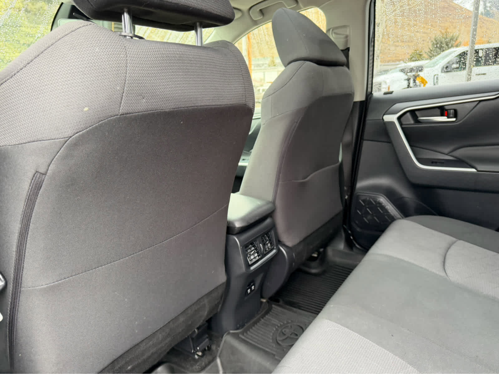 Used 2019 Toyota RAV4 XLE w/ Convenience Package image 23