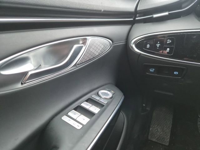 Used 2025 Genesis GV70 2.5T image 14