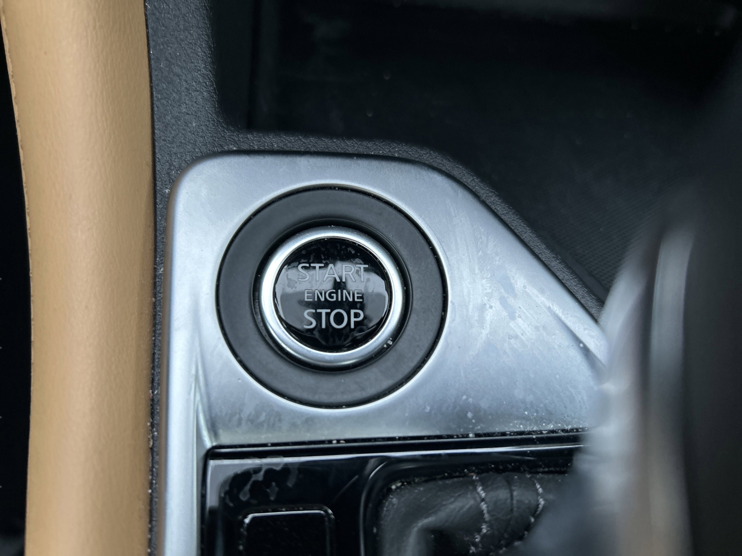 Used 2025 Nissan Sentra SV w/ SV Premium Package image 19