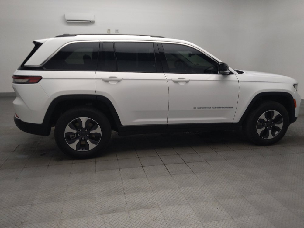 Used 2023 Jeep Grand Cherokee 4WD 4xe w/ Luxury Tech Group II image 10