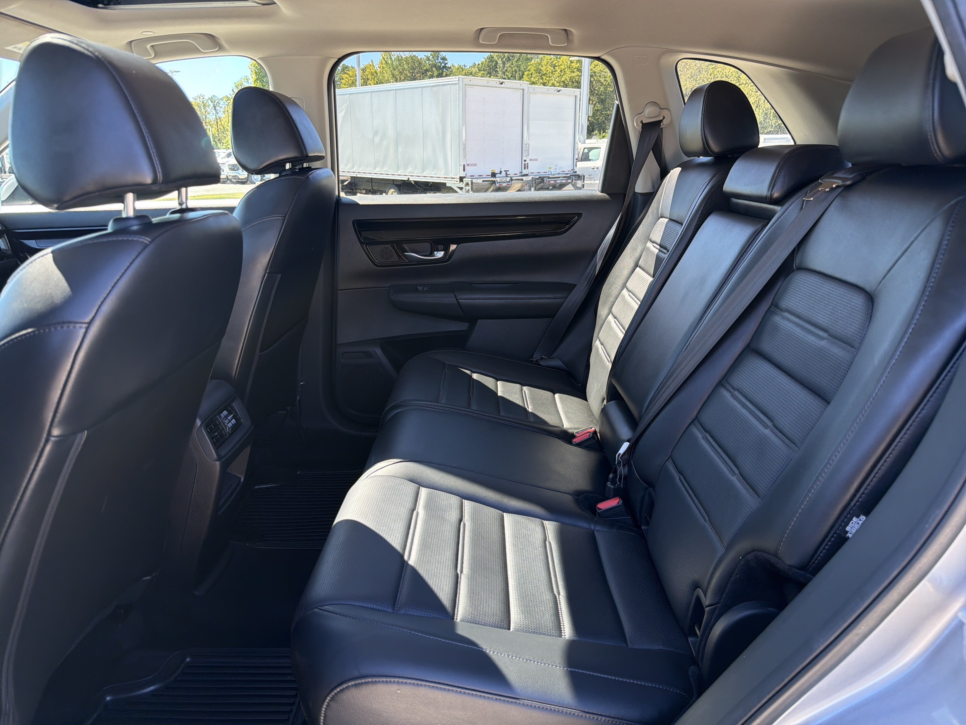 Used 2023 Honda CR-V EX-L image 30