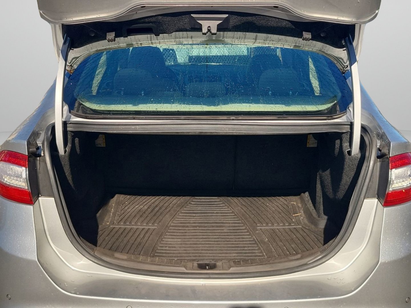 Used 2014 Ford Fusion SE w/ Equipment Group 202A image 7