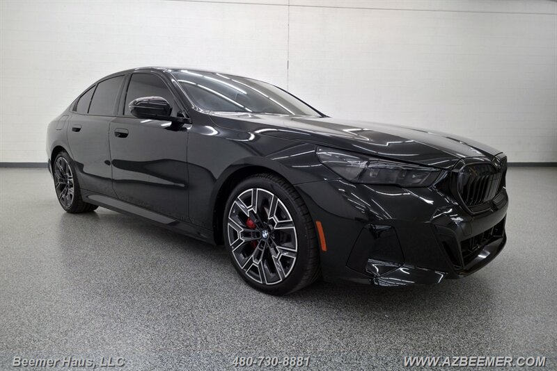 Used 2026 BMW 530i w/ M Sport Package RWD image 8