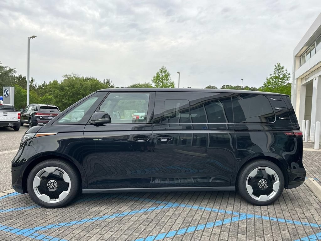 New 2025 Volkswagen ID. Buzz Pro S RWD image 5
