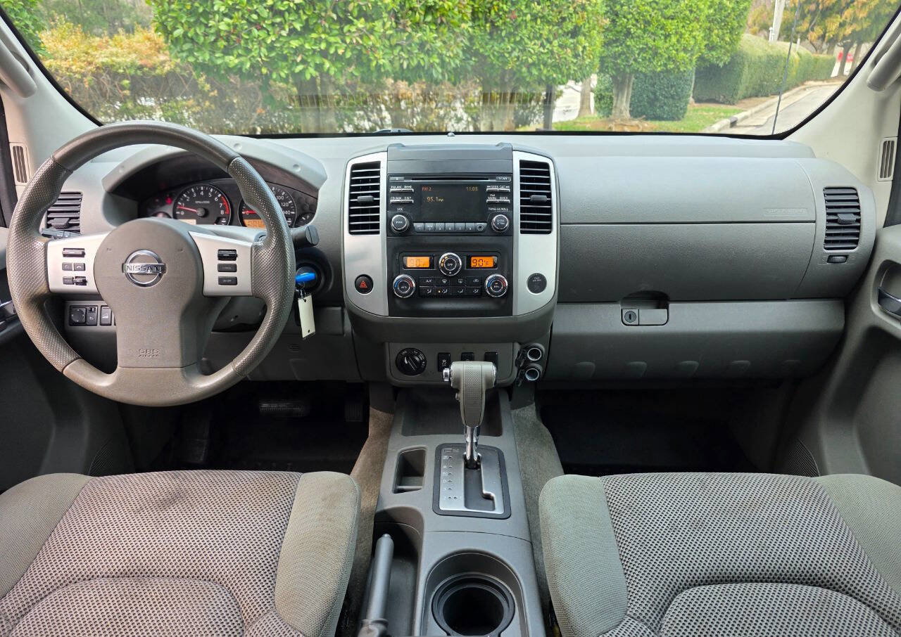 Used 2013 Nissan Frontier SV w/ SV Value Truck Pkg image 14