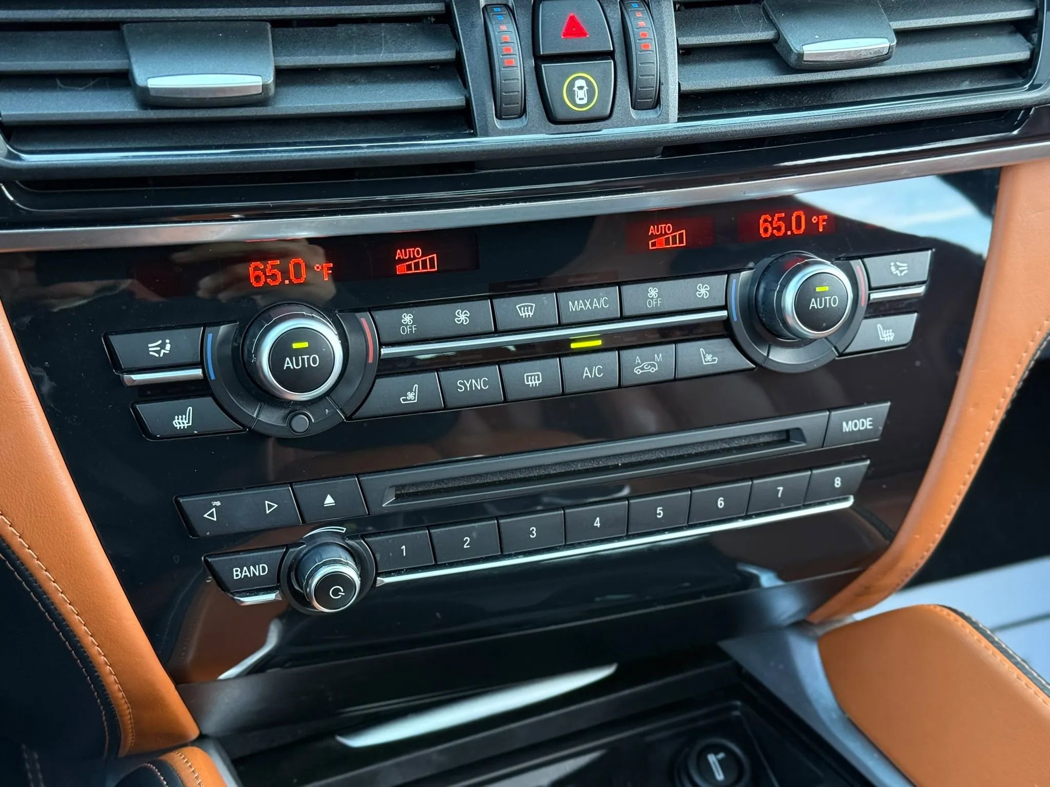 Used 2016 BMW X5 M image 22