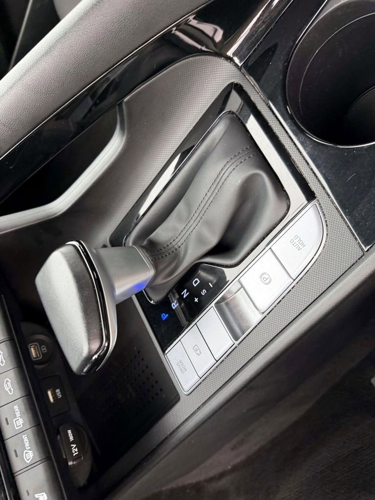 Certified 2023 Hyundai Elantra SEL w/ Convenience Package FWD image 26