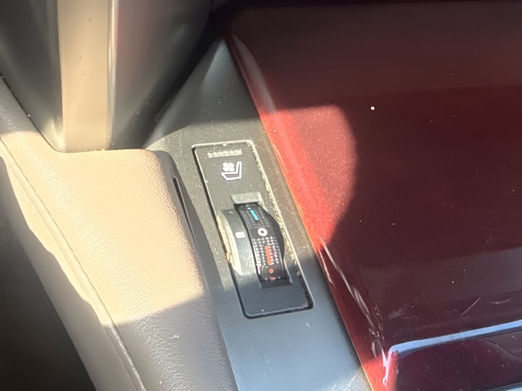 Used 2019 Lexus GX 460 Premium AWD/4WD image 22
